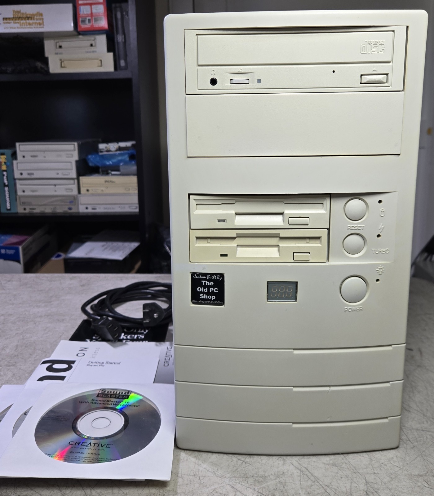 Windows 98 95 DOS Computer Intel 200 MHz MMX CPU Dual 3.5 FDs CD  Matrox Vibra16