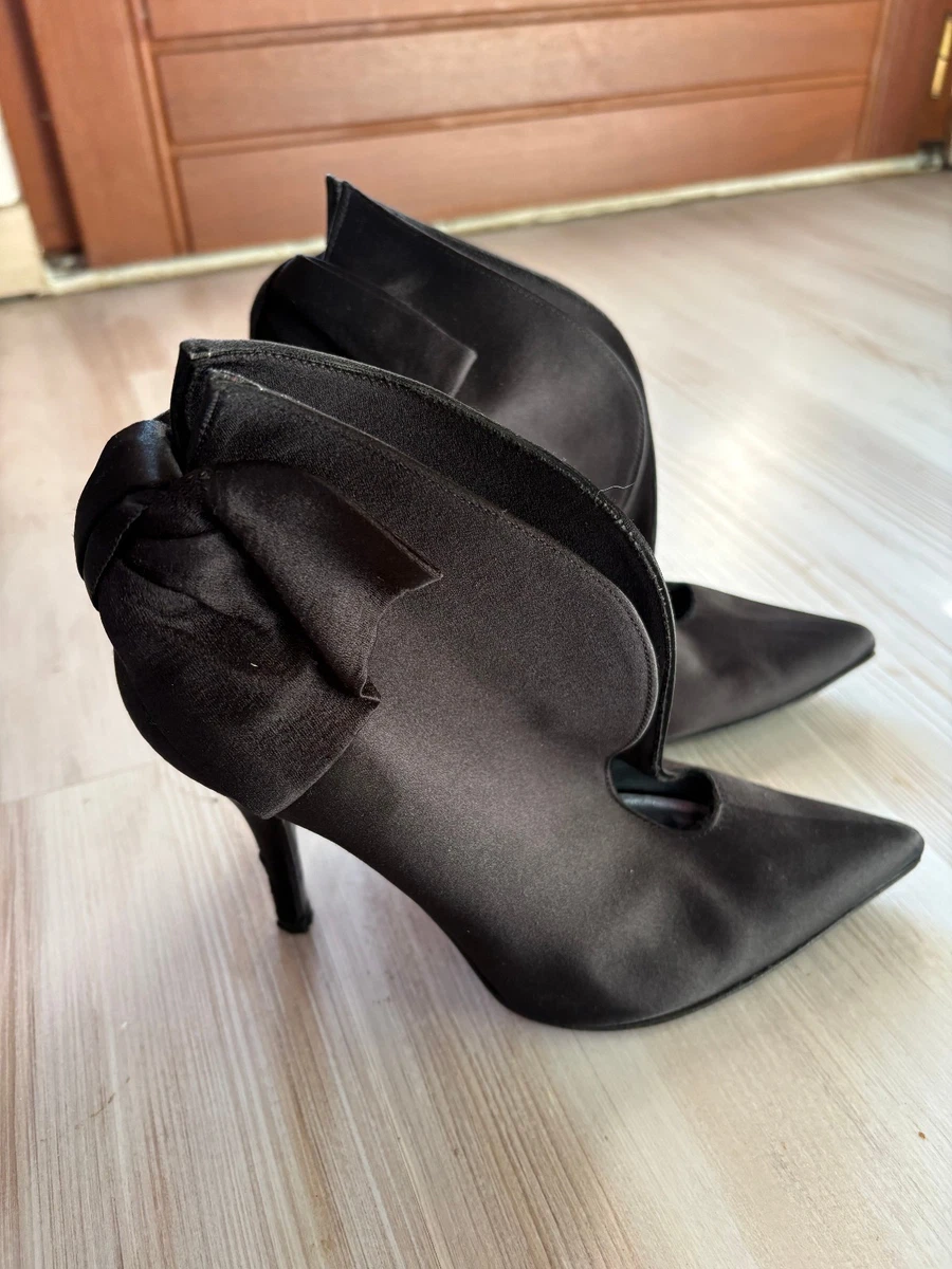 Chaussures à Talons Ouverts Femme Stuart Weitzman - Noir Satin - Pointure US 10 (M) - Occasion - Modèle à 325€ Neuf