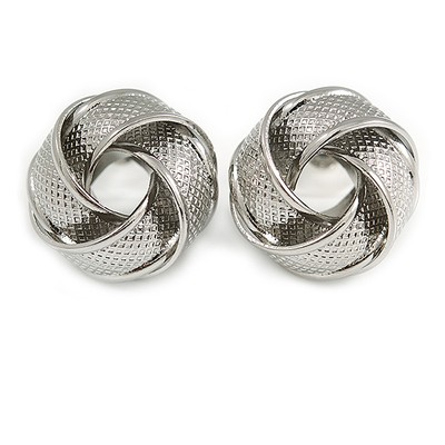 Silberfarbene strukturierte Knoten Ohrstecker - 20 mm D