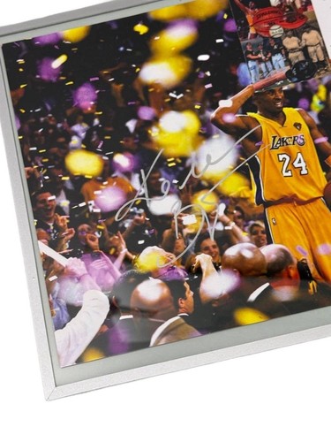 Signed Photo (8x10) Kobe Bryant Los Angeles Lakers Autograph PSA DNA