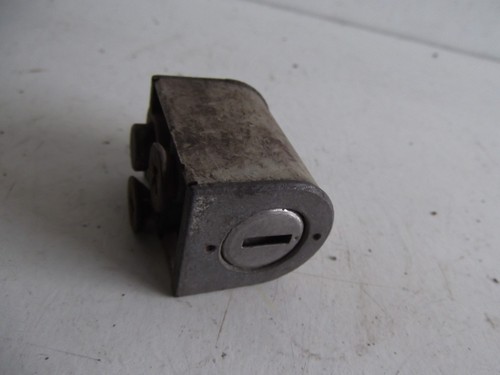 HONDA C50 C70 C90  LOCK  [NO KEY]