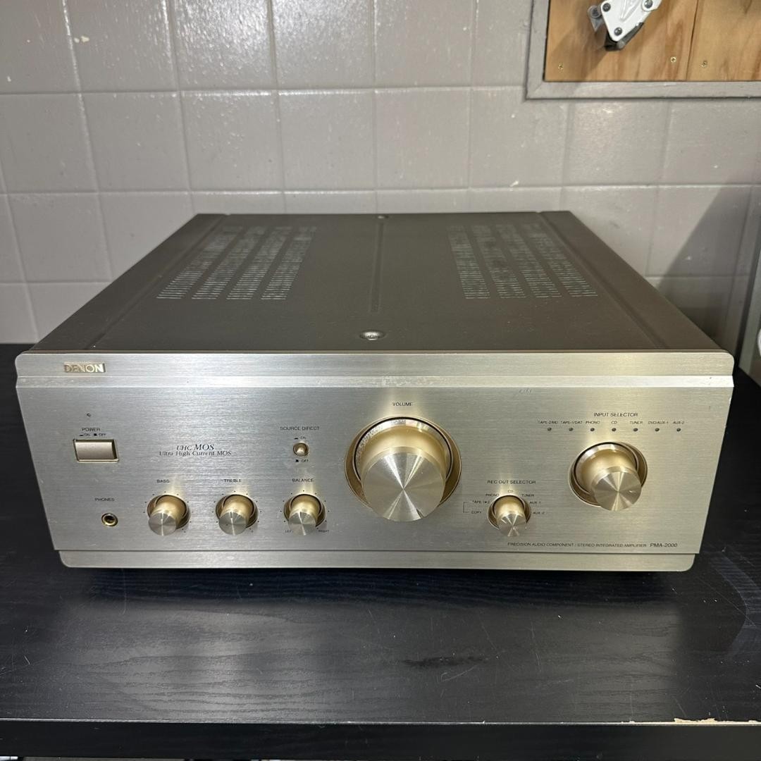 USED Denon PMA-2000 Integrated amplifier gold Stereo Integrated