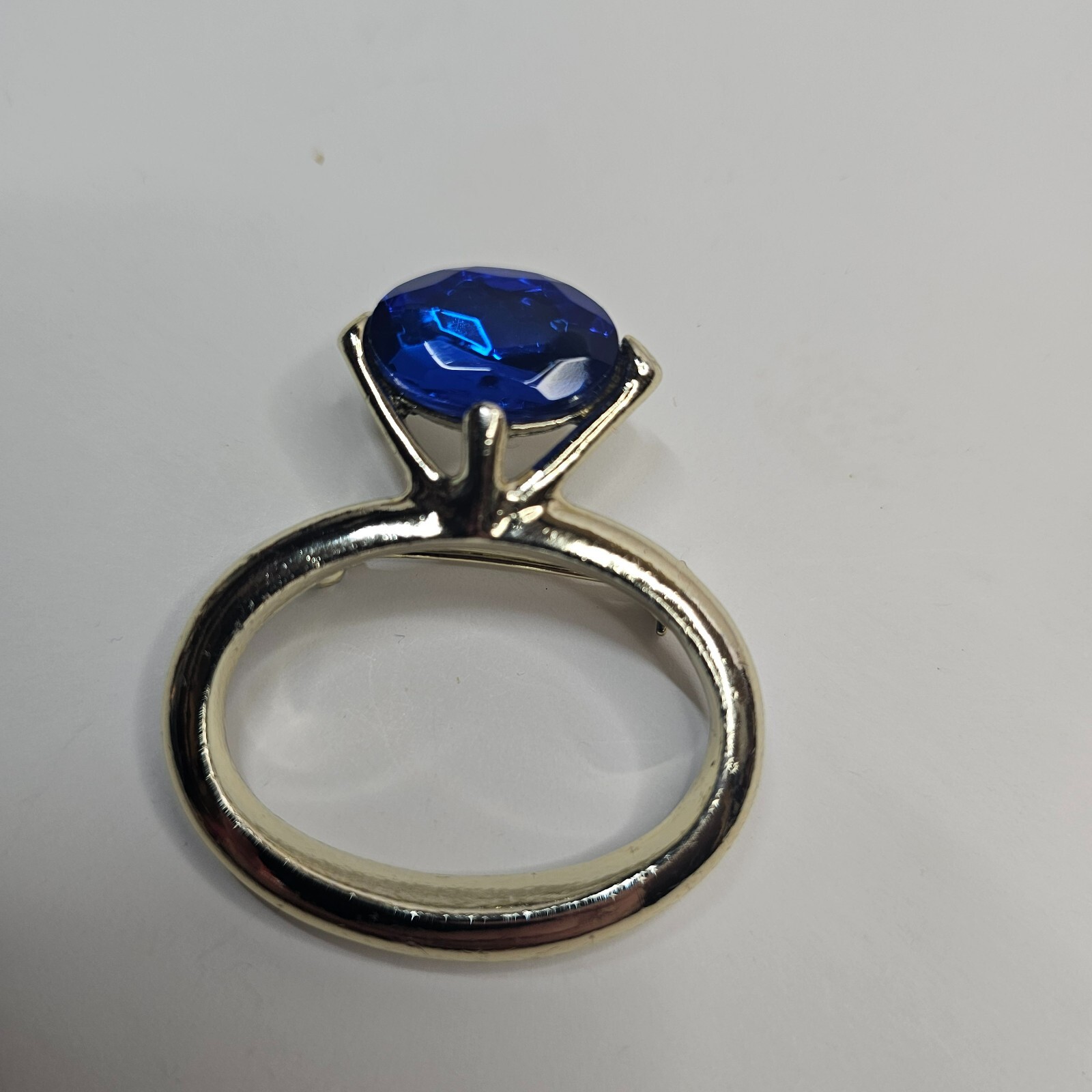 Silver Tone ring Shape Large Blue Rhinestone Broo… - image 3