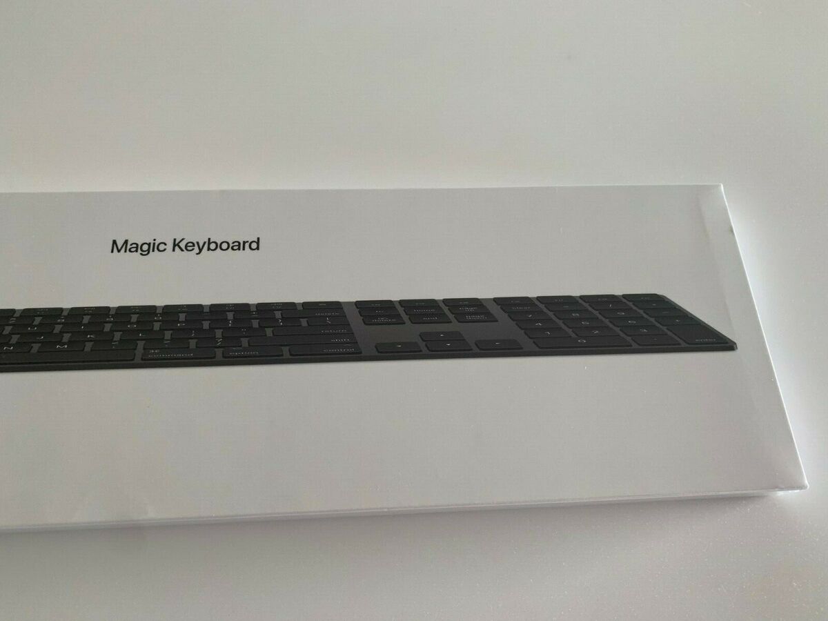 Apple Magic Keyboard with Numeric Keypad - US English - Space Gray (Brand  New)