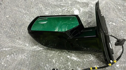 Side View Door Mirror For Yukon Like New OEM Assy Wht Cvr Scratches Left