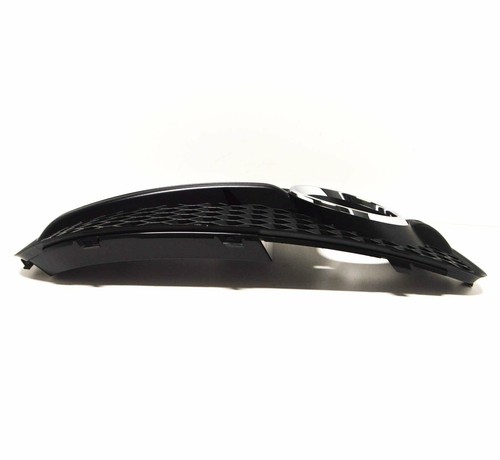 Audi Q5 8R S-Line Front Bumper Left Side Grill 8R0807681E01C 2009 Original - Picture 7 of 10