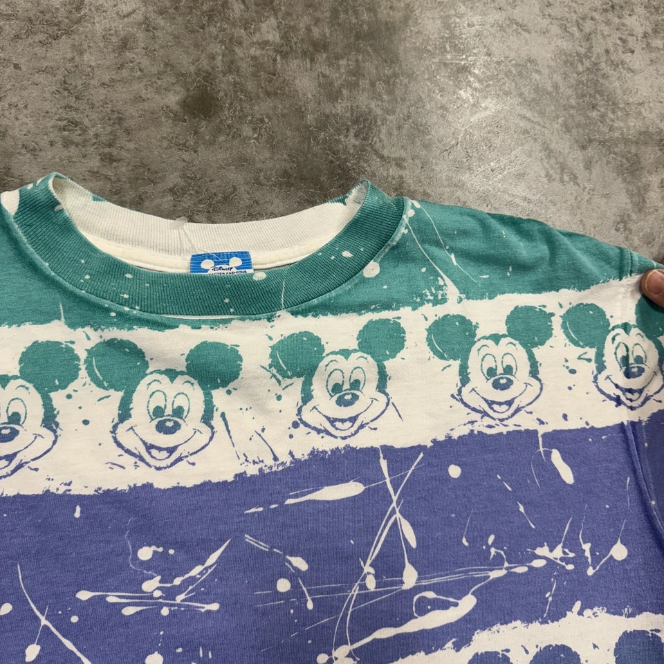 Camisa De Colección Disney Mickey Mouse Talla Única Púrpura Allover Salpicaduras Hecha en EE. UU. 90s Foto 3 de 4