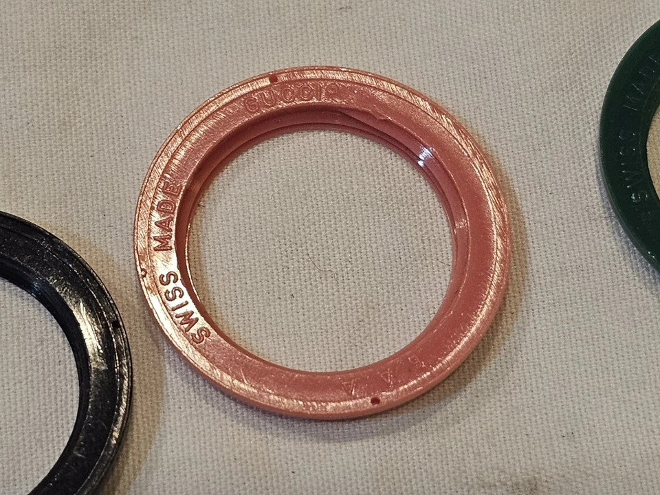 Biseles de reloj Gucci vintage en total de 8 nuevos, genuinos hechos en Suiza Foto 4 de 4