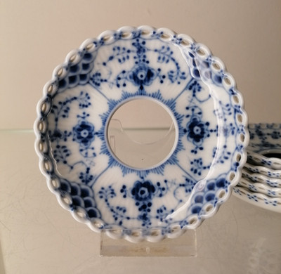 Royal Copenhagen 1009 Vollspitze 1 Kerzen Tropfenfänger Porzellan 1. Wahl