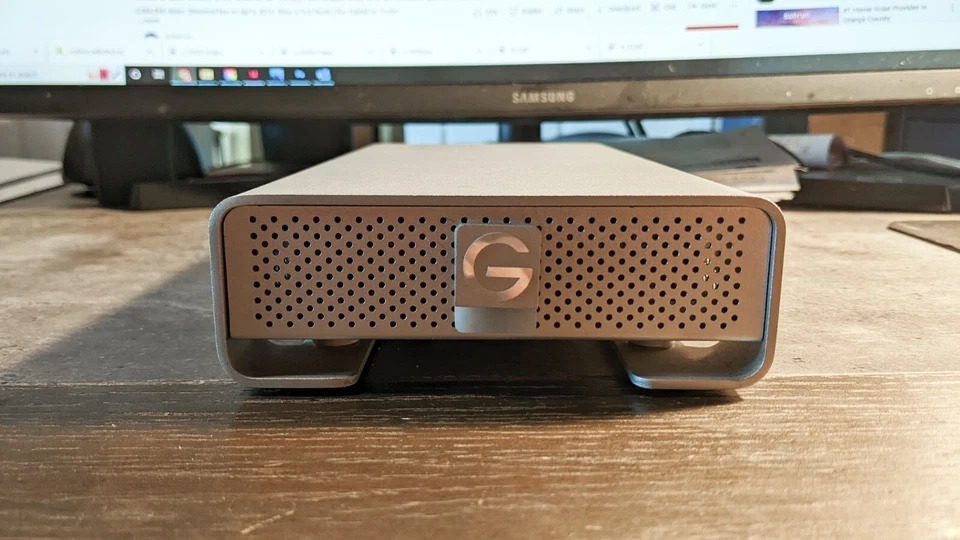 G-Technology GDR-1000 1TB External Hard Drive - Image 2 of 4