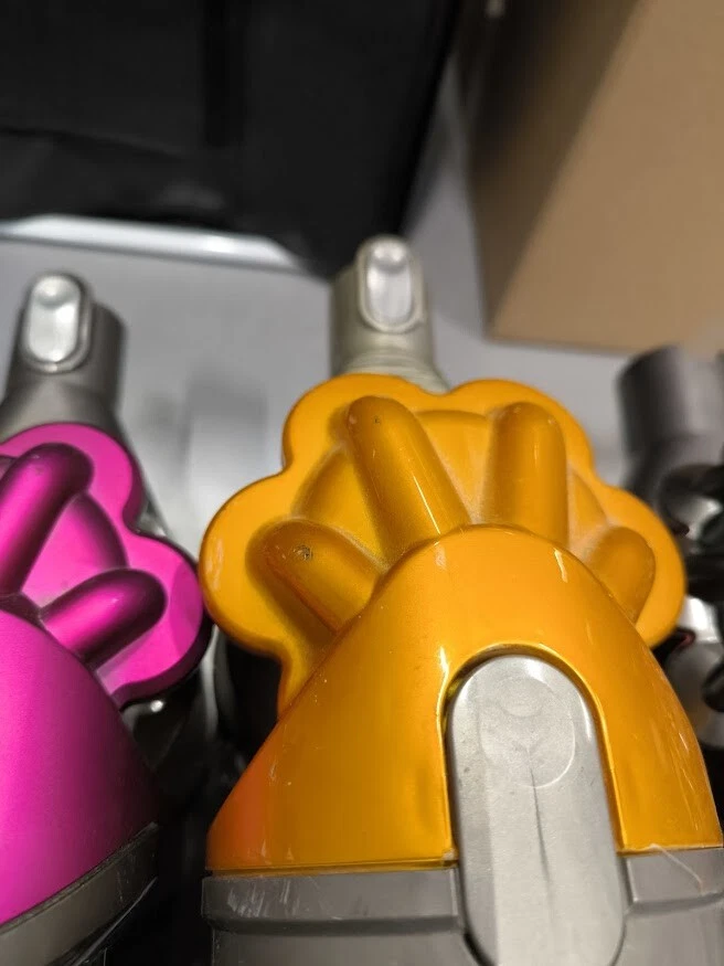 Lote de 3 Dyson DC34, DC16, V7/V8 - Para piezas, sin carga Foto 4 de 4