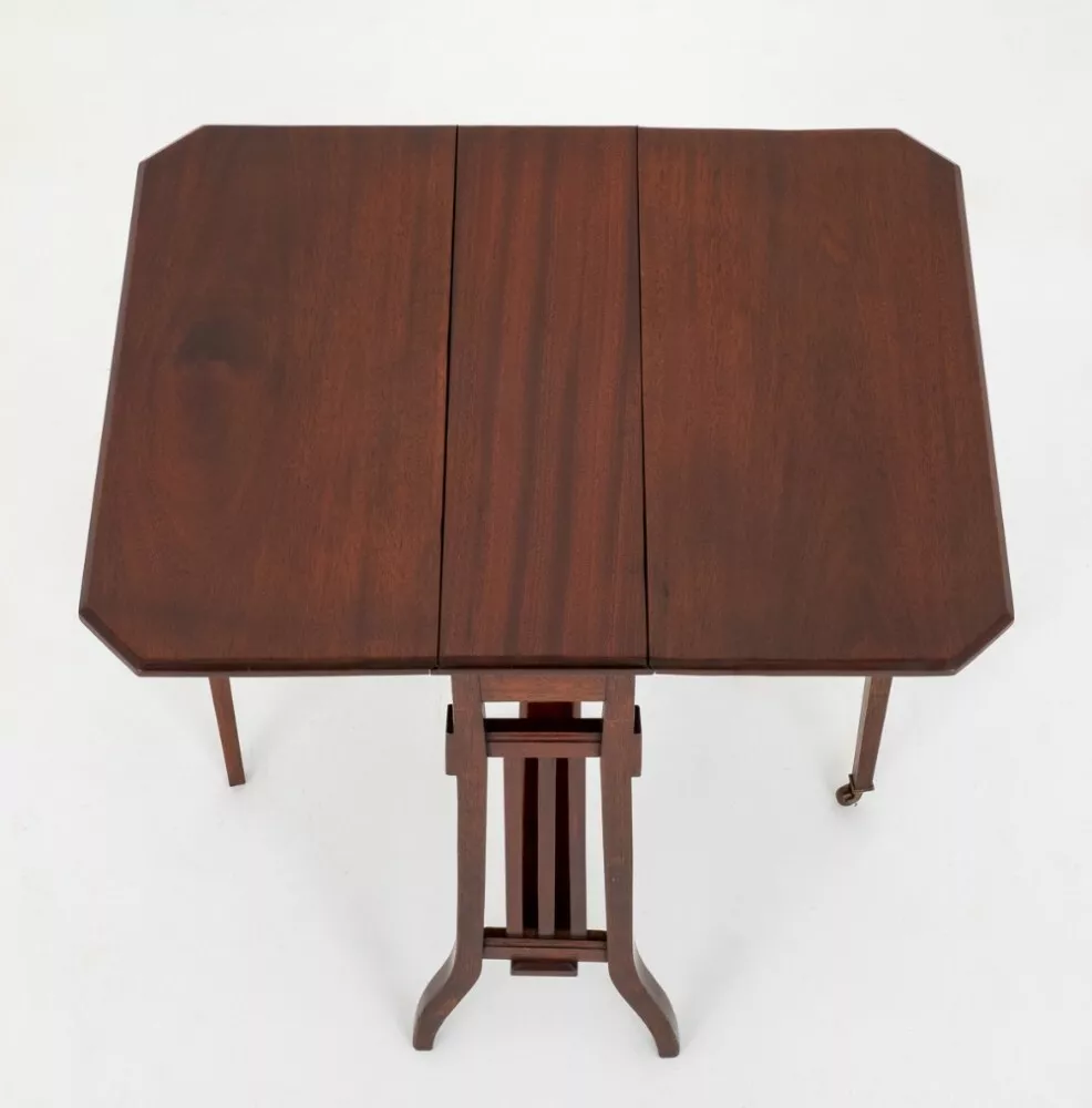 Sutherland cocktail table outlet