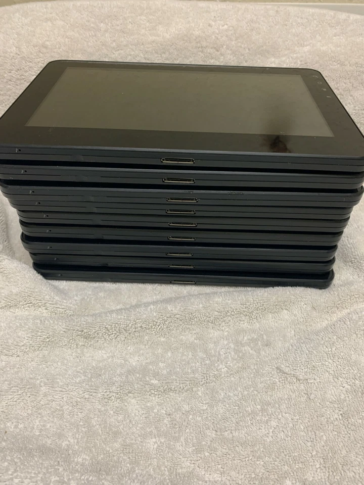 Lot of 9 Viewsonic UPC300-2.2 10.1" LED Android Tablets - Image 4 of 4
