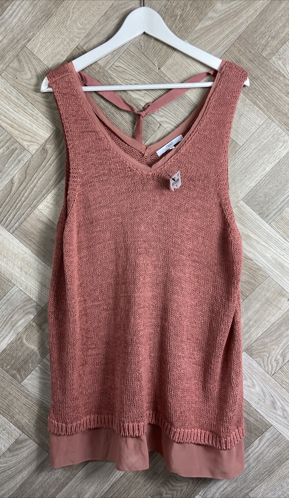 Picture 1 of 19