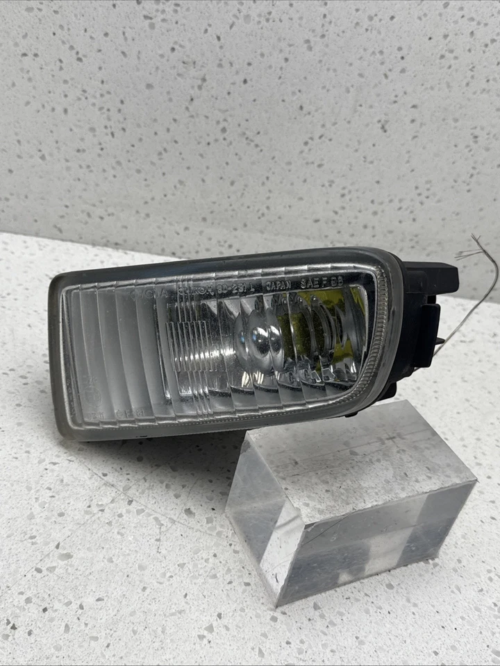 Faro antiniebla izquierdo Lexus GS300 1998-2005 JDM Toyota Aristo JZS161 ICHIKOH Foto 3 de 4