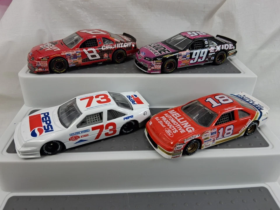 Mark One Racing Champions Nascar Ford Thunderbird Lote de 4 Die Cast 1:43 Foto 2 de 4