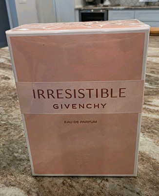 Givenchy Irresistible Eau de Parfum Spray, Regular Size 4.2 fl oz