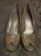 Glitter Gold Heels shoes Nine West size 9 M Never Worn Halloween Wedding