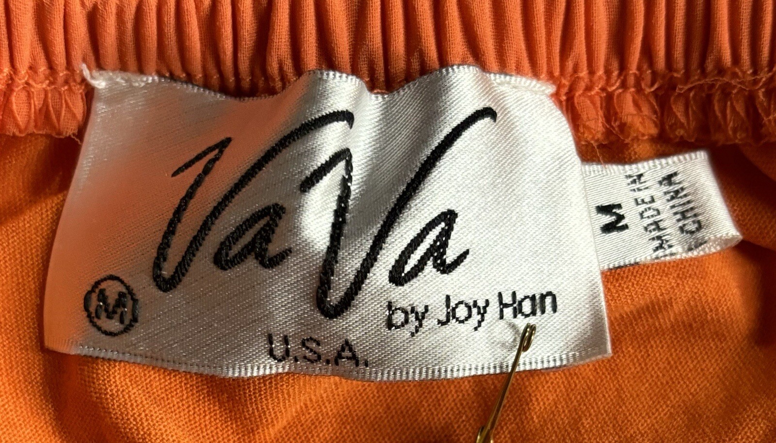 VaVa by Joy Han Women's Size Medium Off The Shoulder Floral Bird Embroidered Top