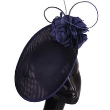 BRAND NEW LARGE NAVY SINAMAY FASCINATOR WITH FLOWERS AND QUILLS, SPRING RACING