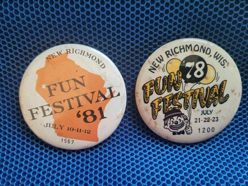 2) 1978 & 1981 Vintage New Richmond Wisconsin FUN FESTIVAL Pinback Buttons 