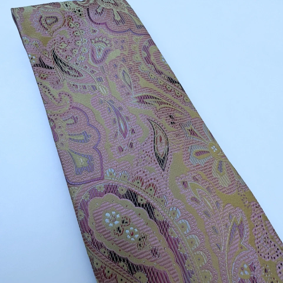 Venturi Uomo Handmade Silk Tie Men's Paisley Pink/Gold - Image 2 of 4