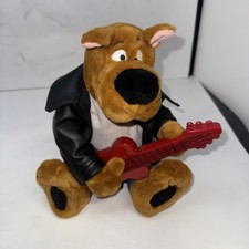 Vintage 2000 Scooby Doo w Guitar Animated Plush Warner Bros Store Talking Y2K