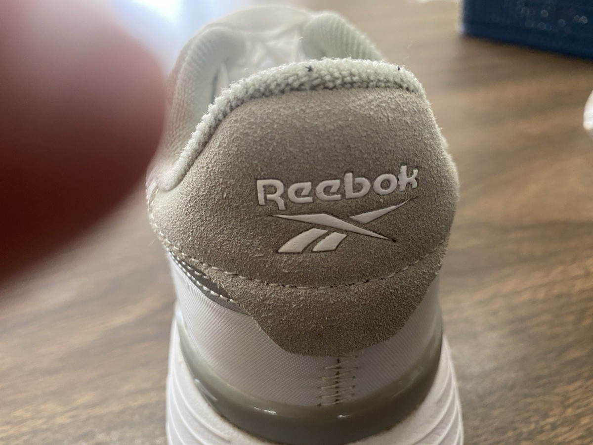 reebok womans classic harman run 7 View 4