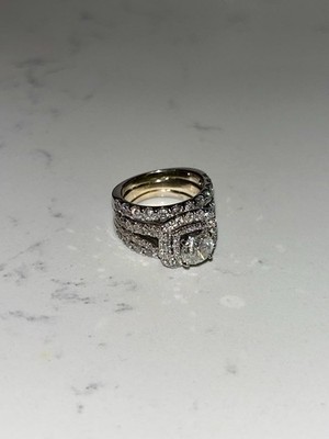 Authentic Vera Wang LOVE 1.37ct Natural Diamond 14K White Gold Bridal Set
