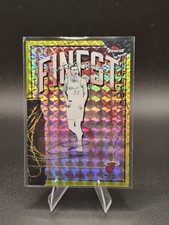 2025-26 Topps Finest Tyler Herro Auto Gold Geometric /50 #FAU-TH