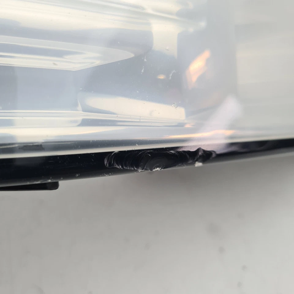 Ford Mondeo Right Fog Light MA 10/07-10/10 - image 4 of 4