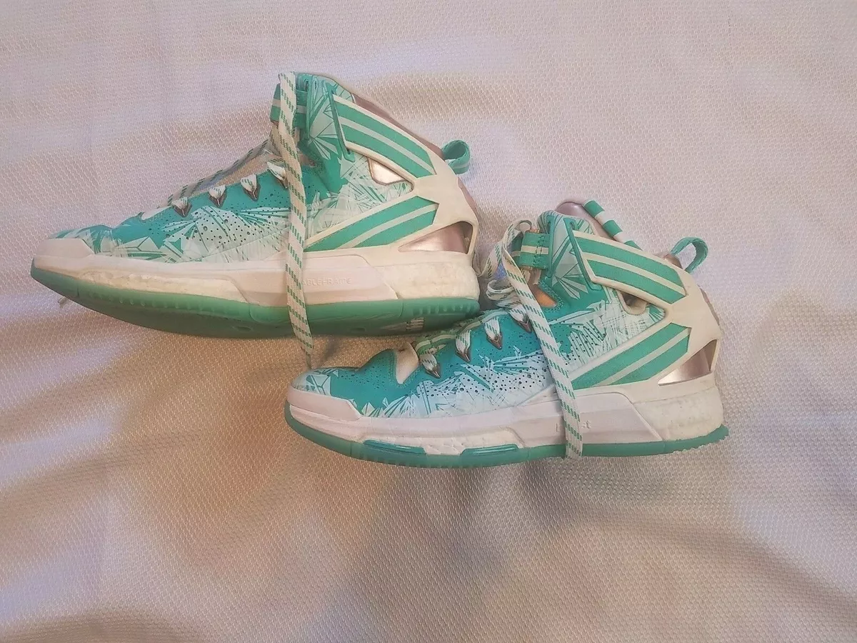 Mint green basketball shop shoes