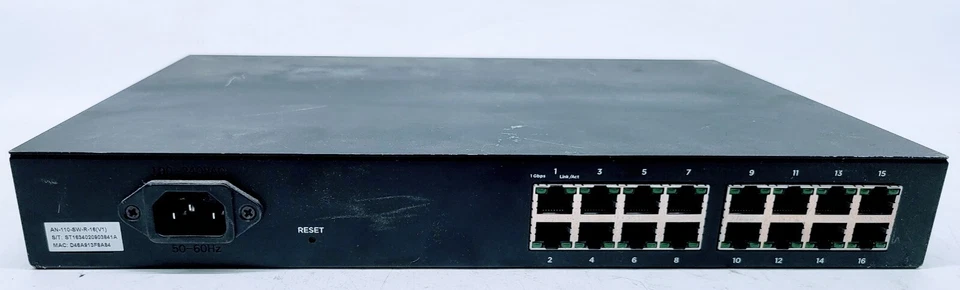 Firewall router VPN Gigabit doble WAN Araknis AN-1100sw-r-16 Foto 2 de 3