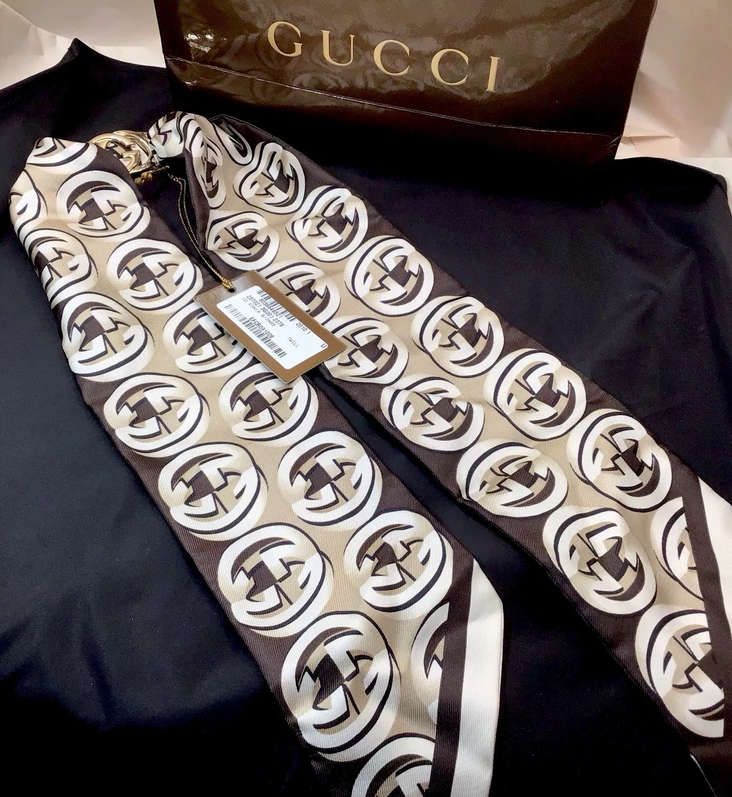 Foulard femme Gucci Interlocking GG col soie beige marron authentique neuf avec étiquettes et boîte