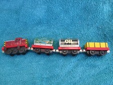 Thomas el Tren Lote de 4 - Sodor Paint Works Oil Company Locomotora Salada Carga