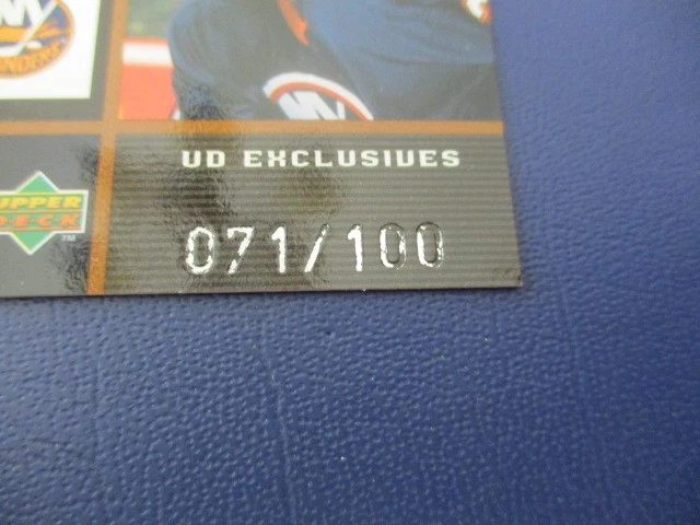 1998-99 UD Exclusives Hockey  #318 Kenny Jonsson Islanders /100 - Image 4 of 4