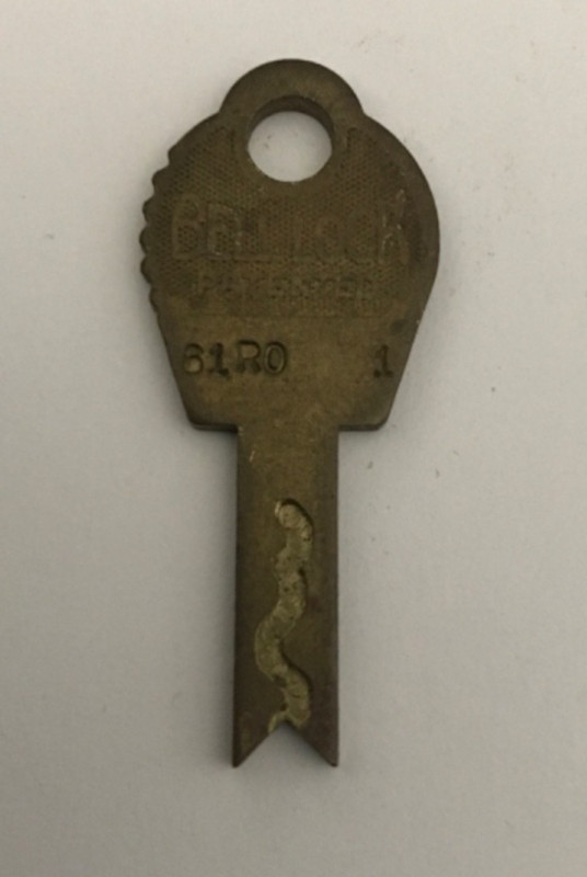 Original Coin Slot Machine Key BELLOCK 61R0 1