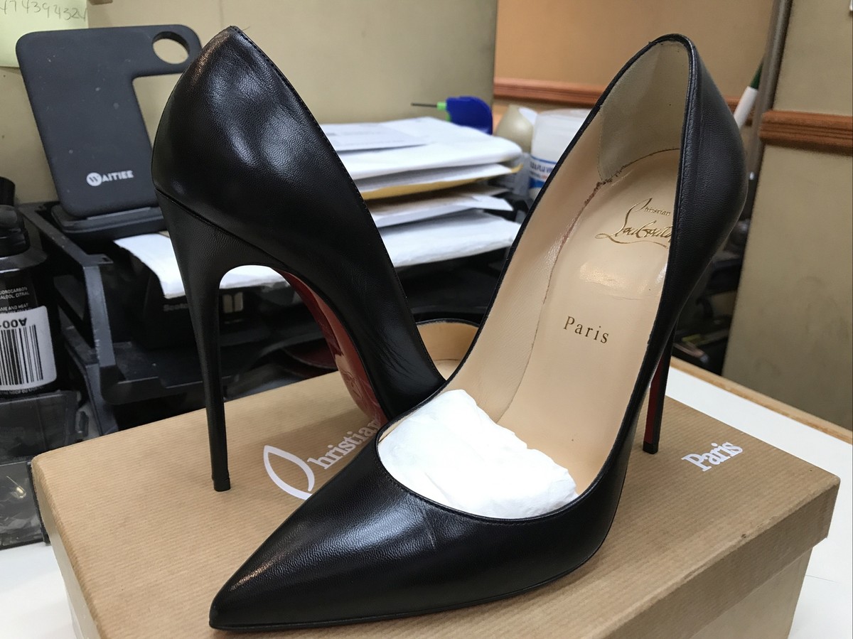 Christian Louboutin So Kate 100 Black Leather Size 39.5/9