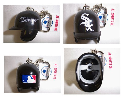 MLB Chicago White Sox Batting Helmet Cap Keychain NEW Sports Collectibles Gifts - Picture 2 of 3