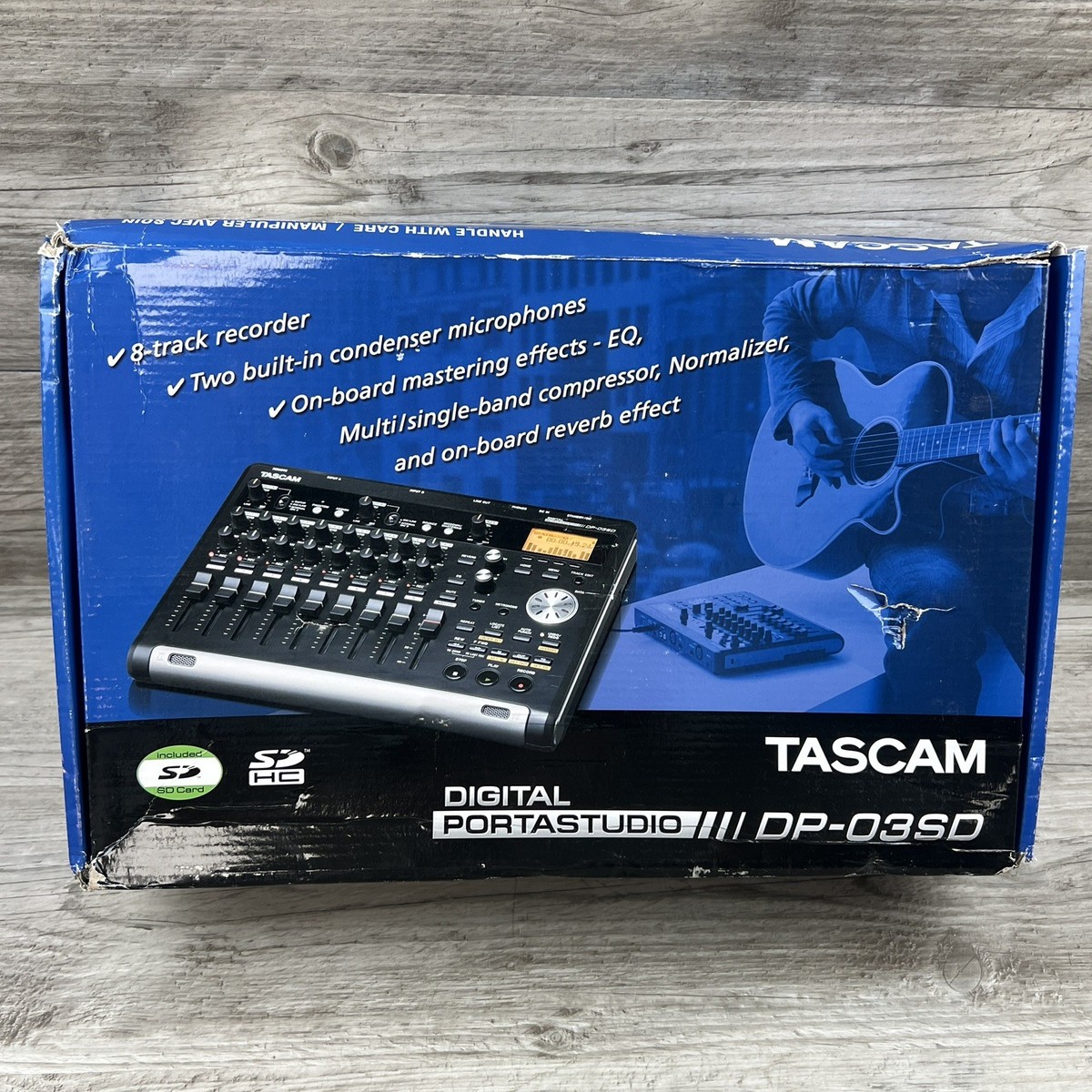 TASCAM DP-03SD デジタルポータブルスタジオ dp03_top.jpg