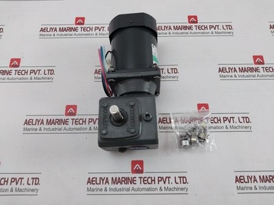 ORIENTAL MOTOR 5IK60A-AFUL-E8 Induction Motor W/ Gear Speed Reducer 700 SER.