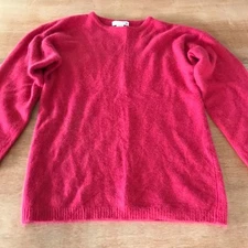 Casual Corner Sweater Women M Red Crew Neck Angora Rabbit Wool Long Sleeve
