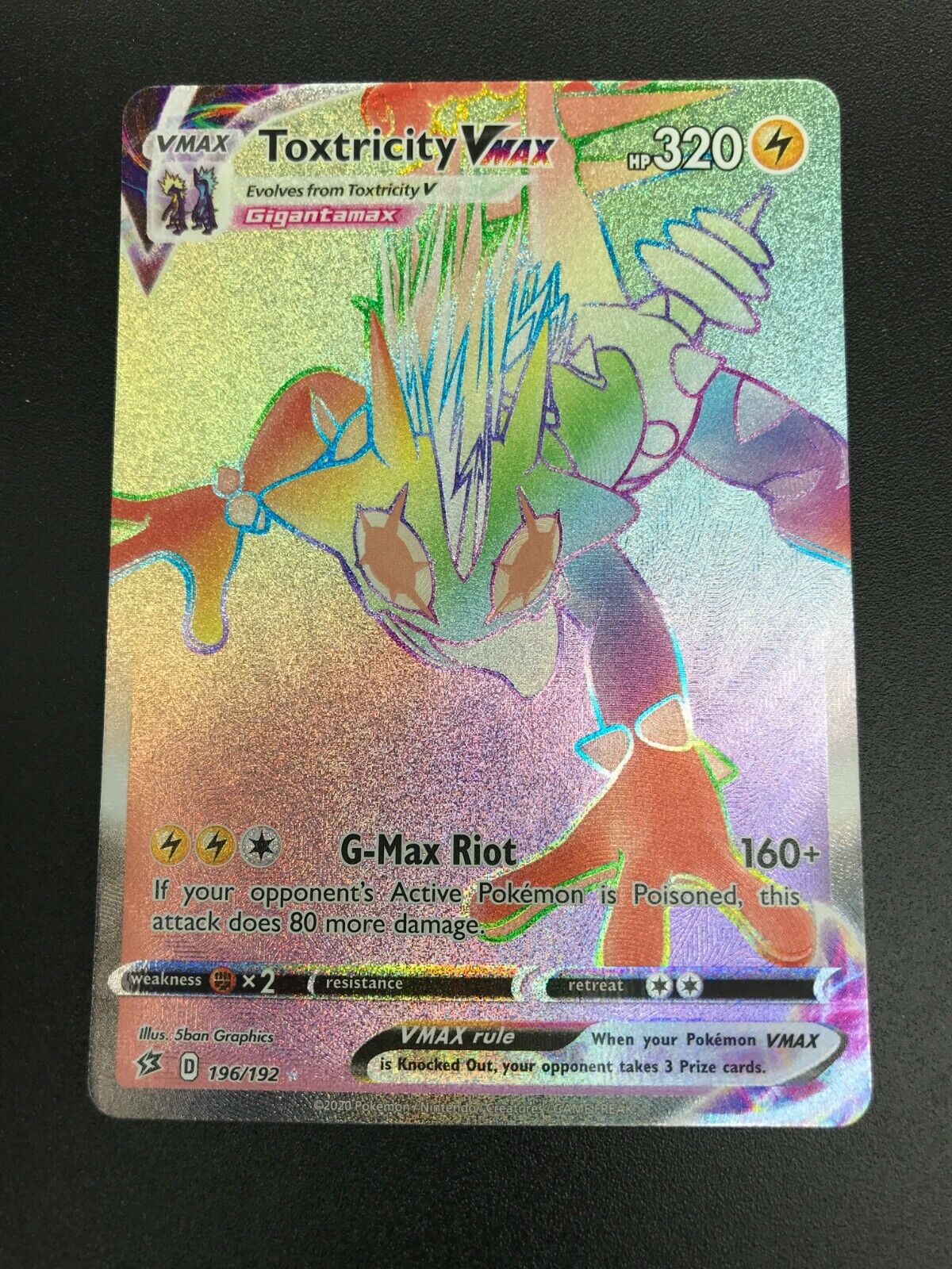 Carta Pokemon TOXTRICITY V MAX VMAX 196/192 HYPER FRAGORE RIBELLE IN  ITALIANO