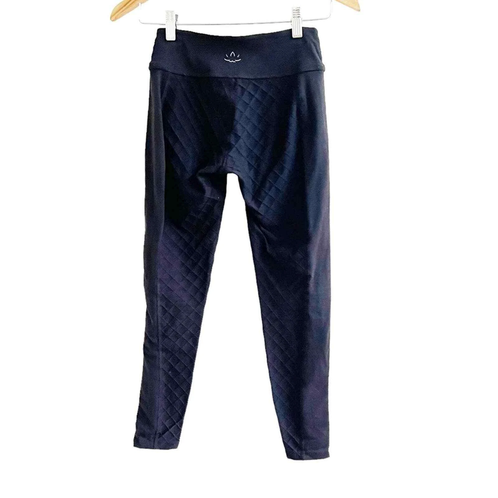 beyond-yoga textured ankle leggings