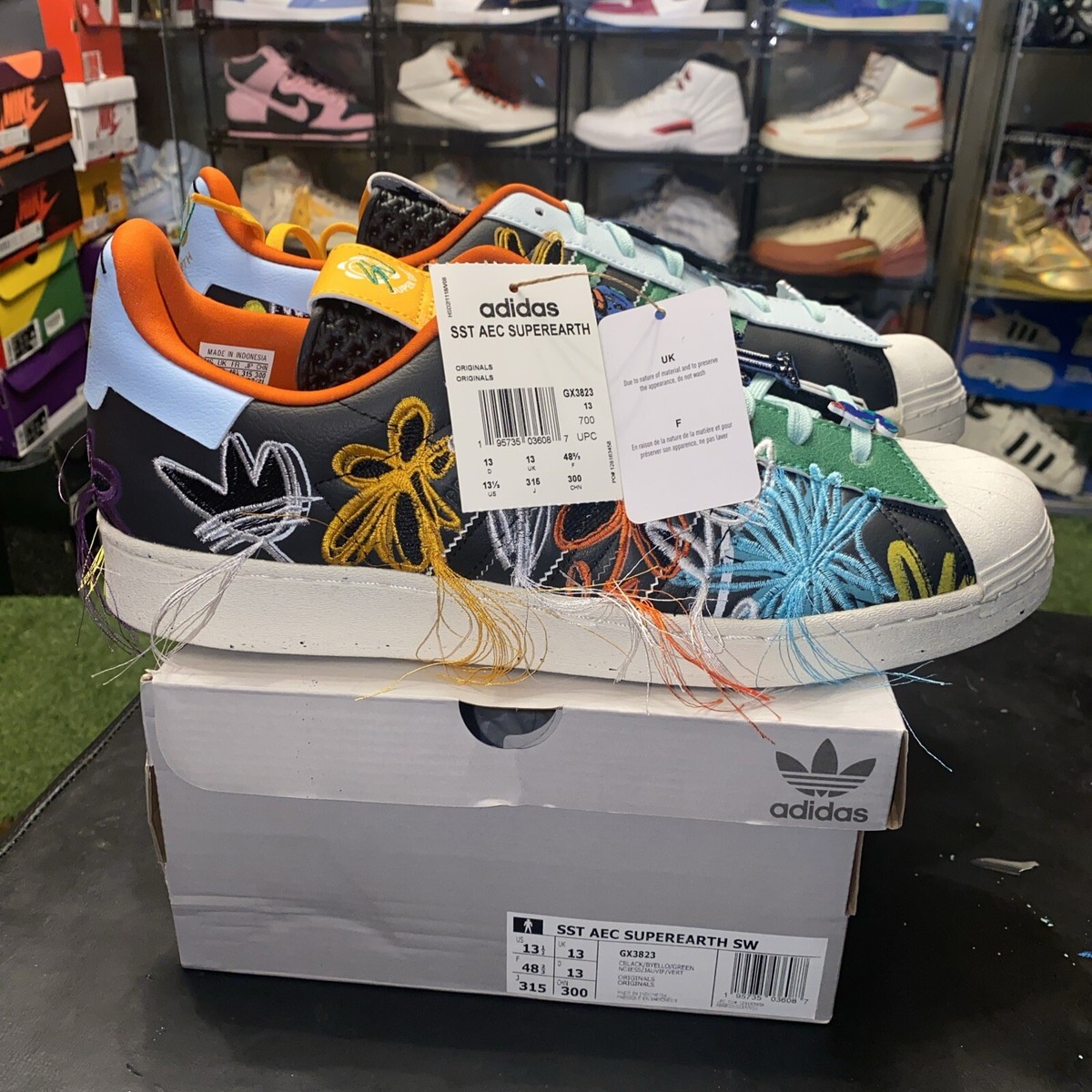 d。 Size 13.5 - adidas Superstar Sean Wotherspoon Super Earth Black