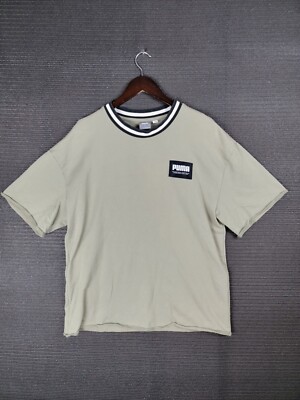 Puma t-shirt size large thick box logo casual