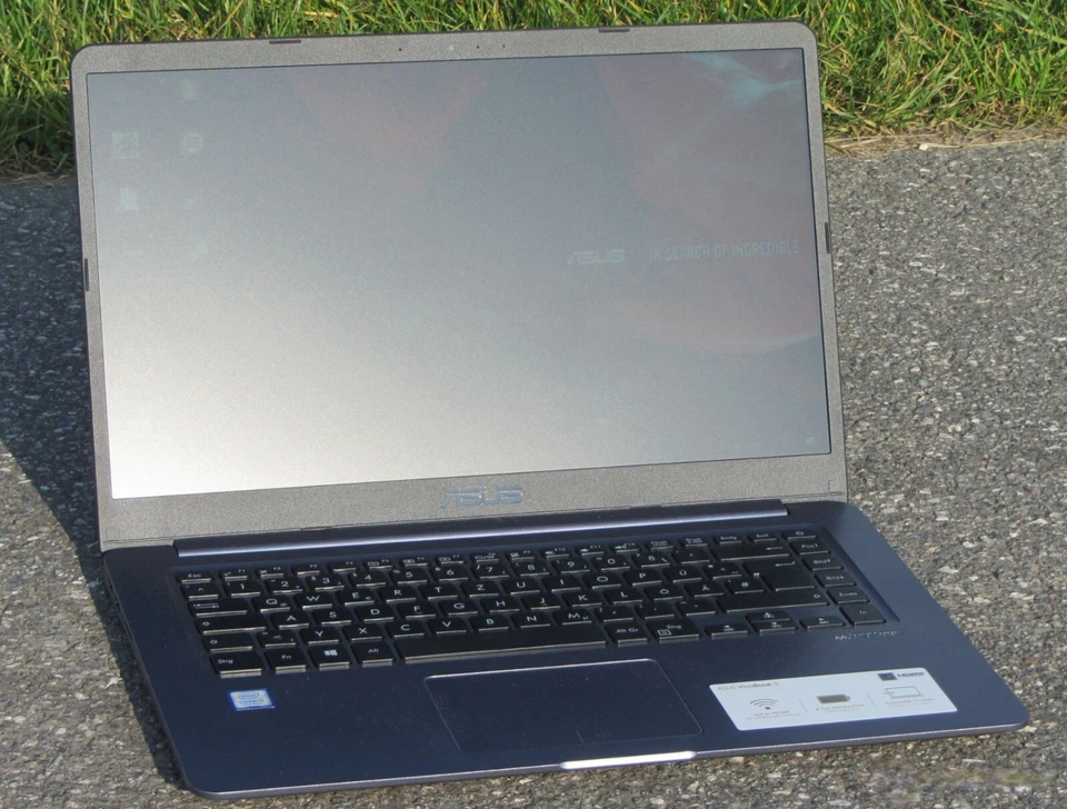 PC WORKSTATION 15" ASUS i7-8550U SSD 8TB RAM 64GB GPU NVIDIA 2GB WIFI7 WIN11PRO - Immagine 4 di 4