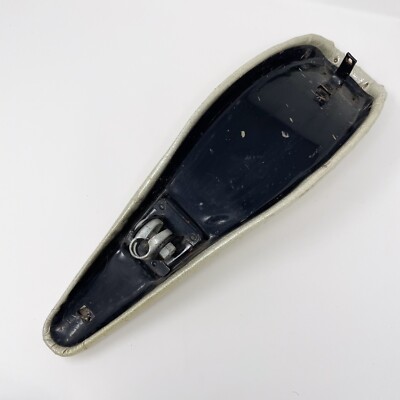 1968 SCHWINN STINGRAY ORIGINAL BANANA SEAT - SILVER GLITTER
