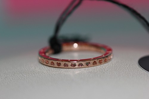 SIGNATURE HEARTS OF PANDORA RING 187133 