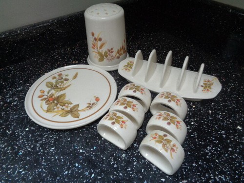 MARKS And SPENCER HARVEST MELAMINE MIXED LOT - 第 1/1 張圖片